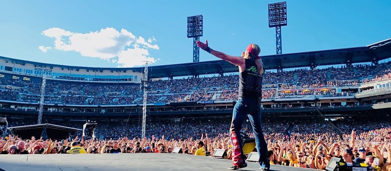 NEW & Bret Michaels’ Nothin’ But A Good Vibe / PartiGras Tour