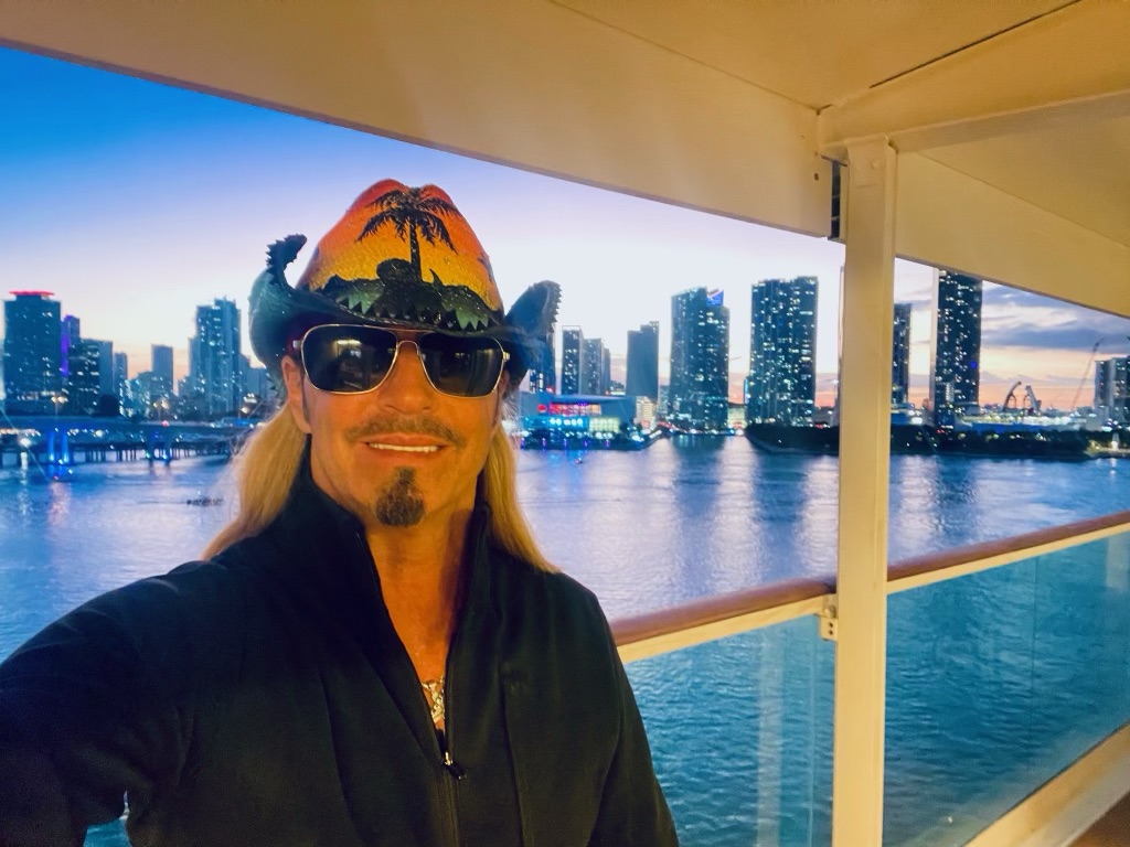 Rock Legends Cruise Photo / Message From Bret Bret Michaels Official