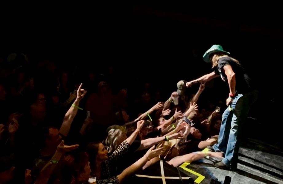 Thank You Verona, New York & Turning Stone Bret Michaels Official 
